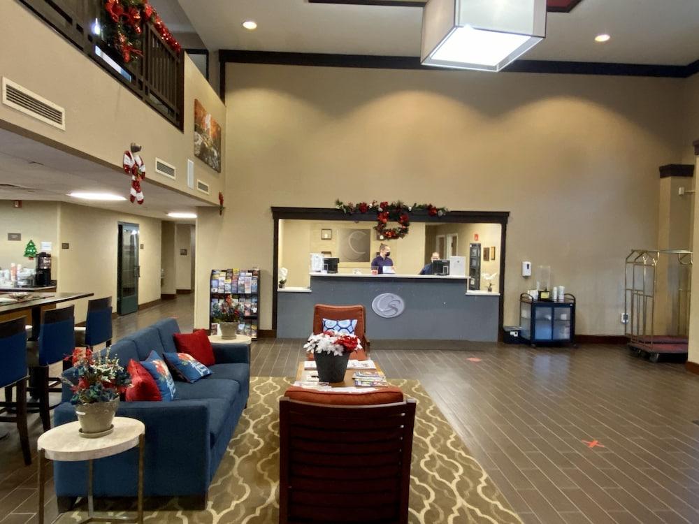 Comfort Suites Near Casinos Норидж Экстерьер фото