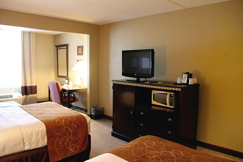 Comfort Suites Near Casinos Норидж Экстерьер фото